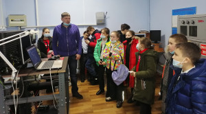 Профориентационные экскурсии для учащихся.