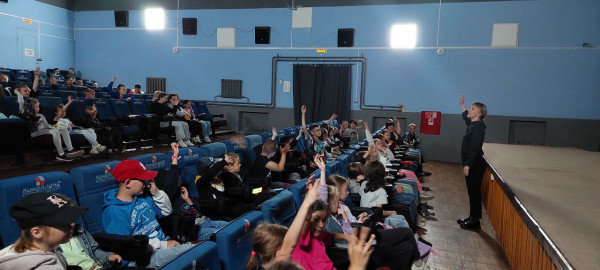 Тематический показ ко Дню семьи, любви и верности